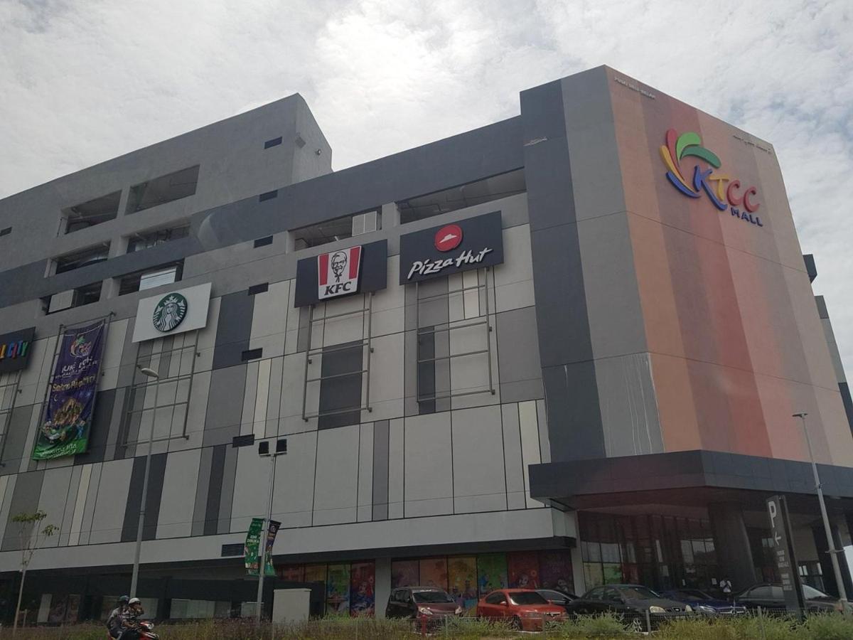 Anggerik Camelia Homestay Apartment Ladang Tok Pelam Kuala Terengganu Exteriör bild